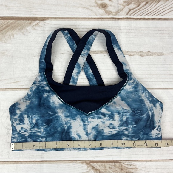 Lululemon On Your Way Sports Bra Size 8 - Picture 13 of 16